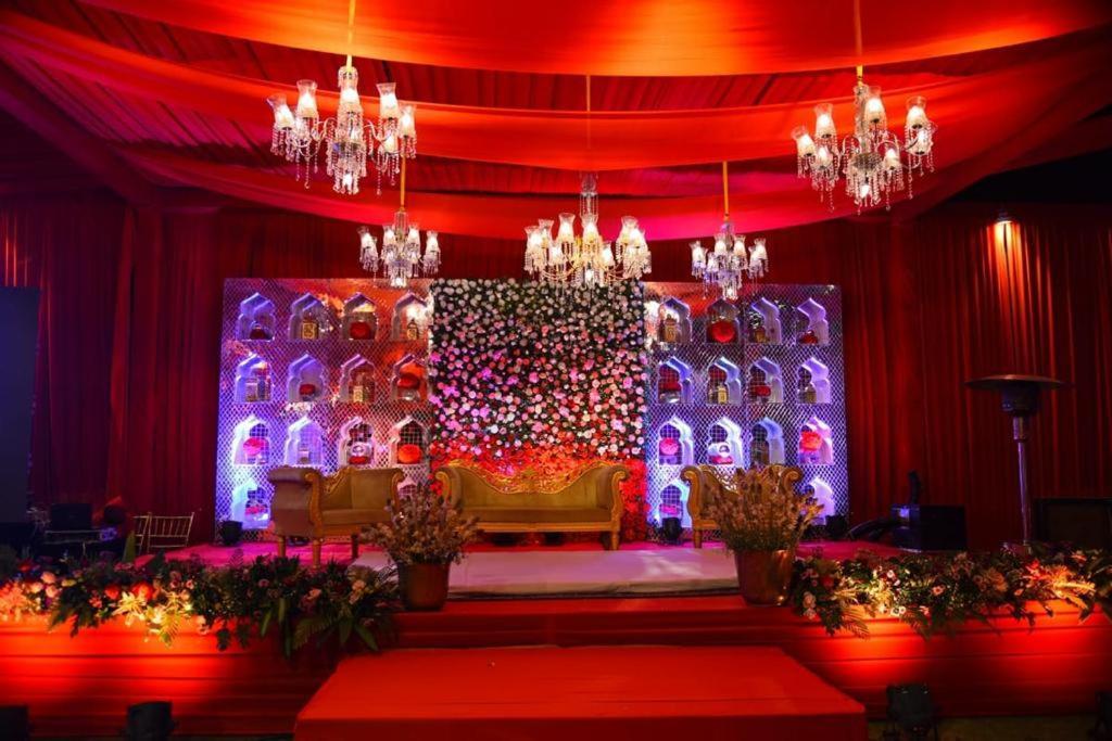 Park Inn By Radisson Gurgaon Bilaspur Manesar Dış mekan fotoğraf