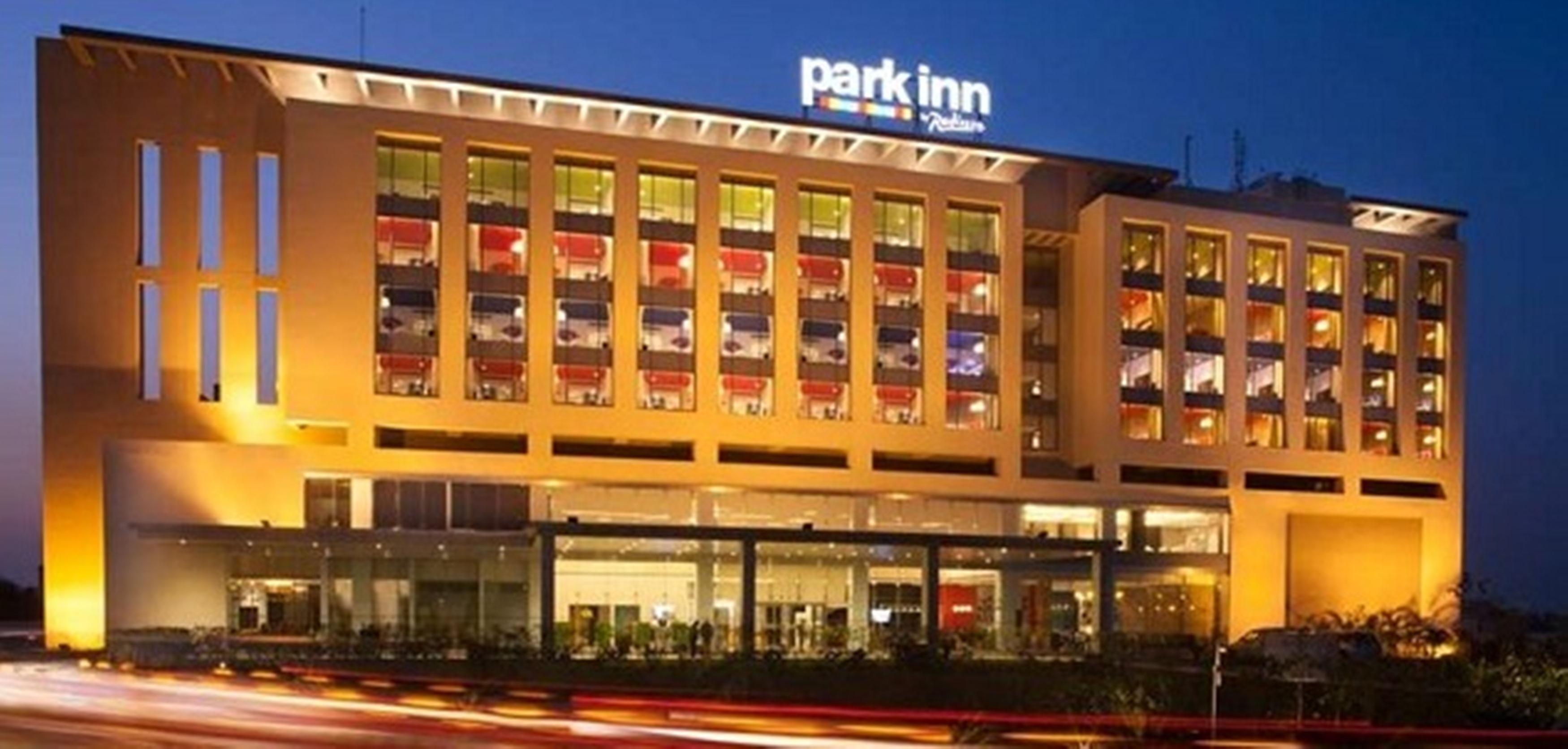 Park Inn By Radisson Gurgaon Bilaspur Manesar Dış mekan fotoğraf