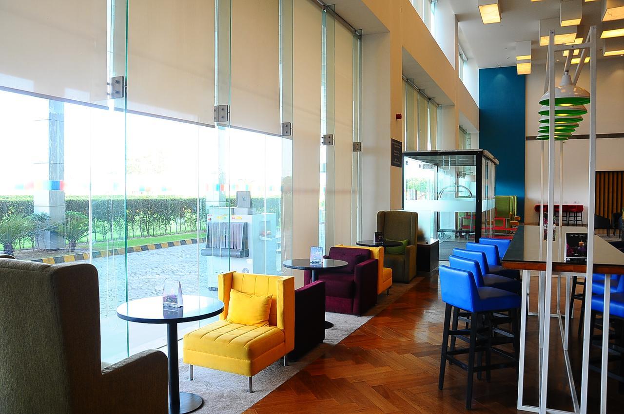 Park Inn By Radisson Gurgaon Bilaspur Manesar Dış mekan fotoğraf
