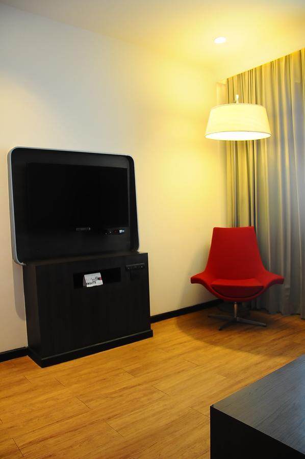 Park Inn By Radisson Gurgaon Bilaspur Manesar Dış mekan fotoğraf