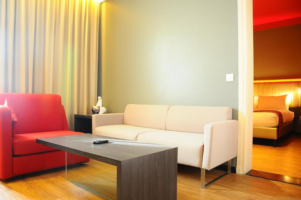 Park Inn By Radisson Gurgaon Bilaspur Manesar Dış mekan fotoğraf