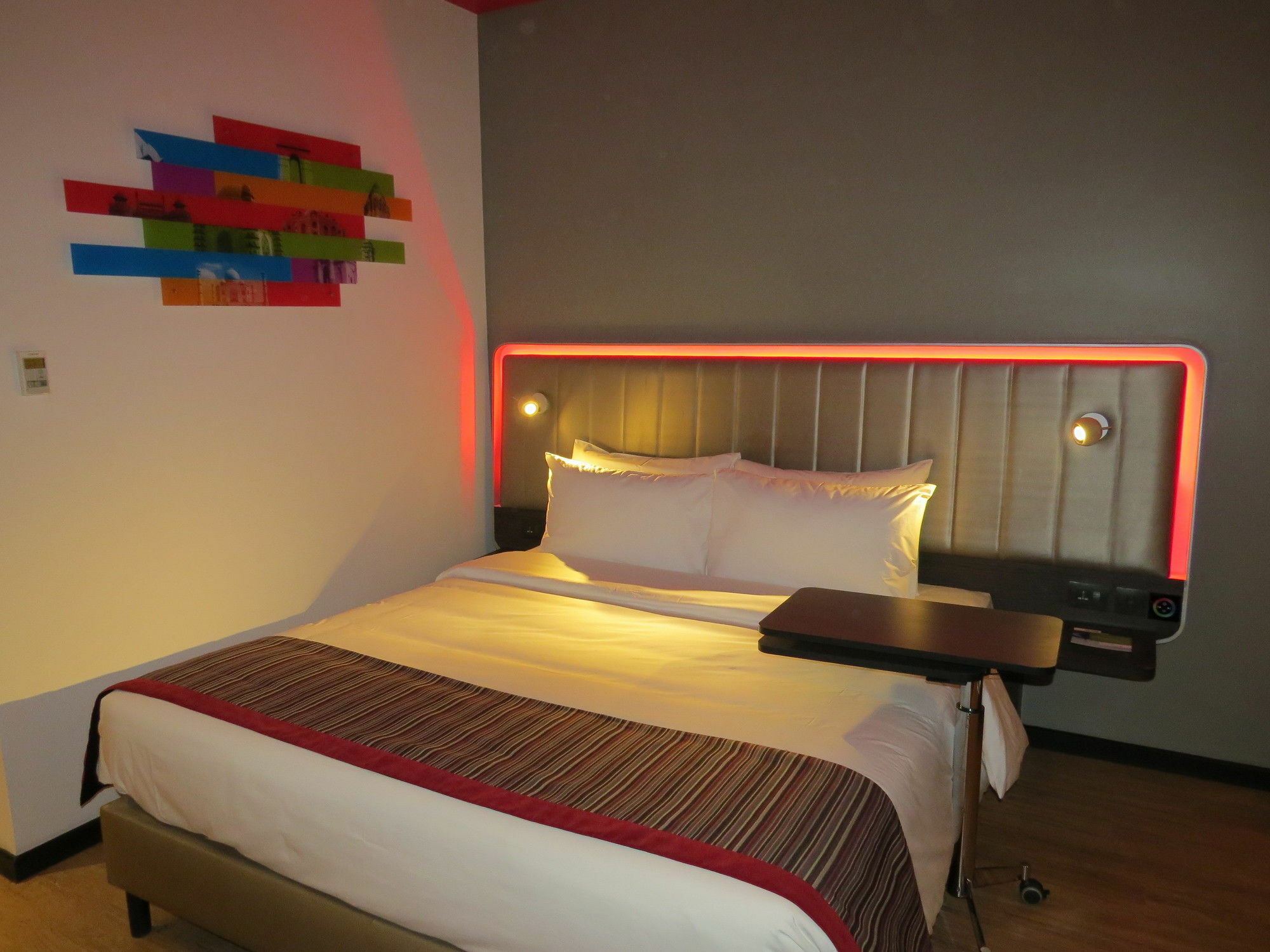 Park Inn By Radisson Gurgaon Bilaspur Manesar Dış mekan fotoğraf